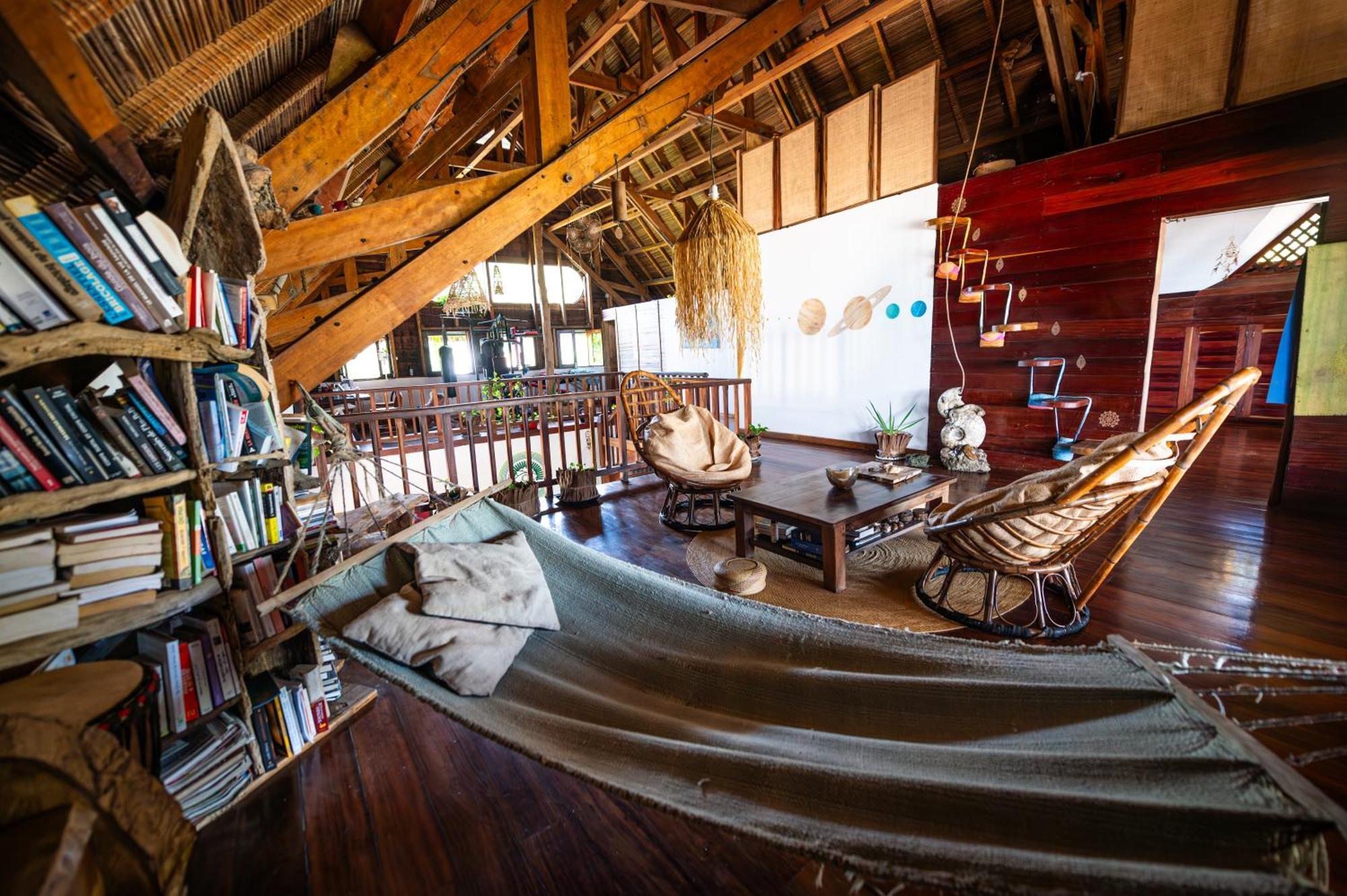Shambala Madagascar: Beachfront Lodge And Adventures Ambolobozo ภายนอก รูปภาพ